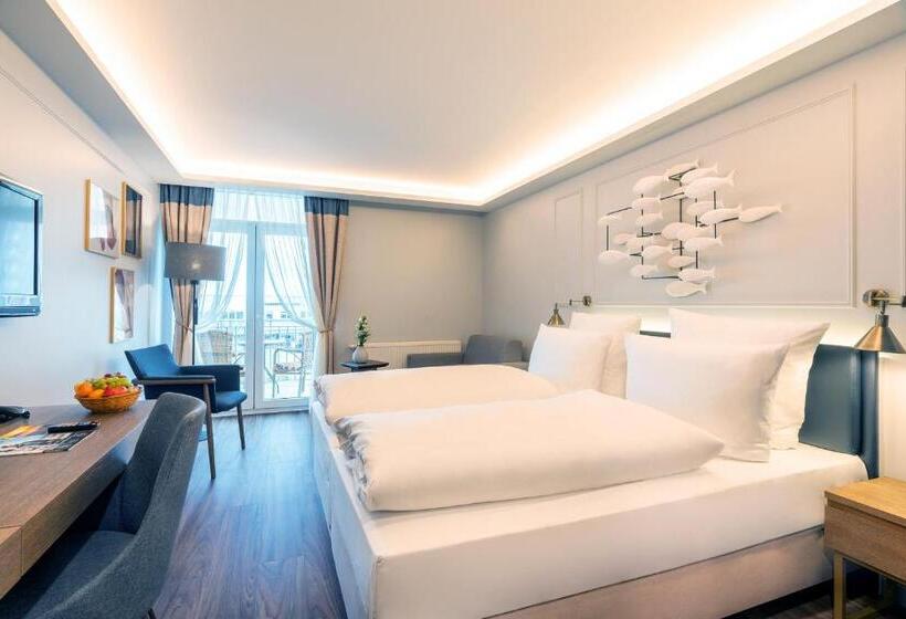 Comfort room with balcony, Seetelhotel Pommerscher Hof