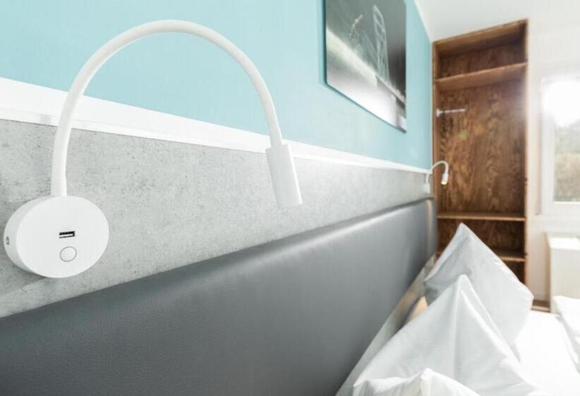Номер Deluxe, T3 Budget Berlin Hennigsdorf