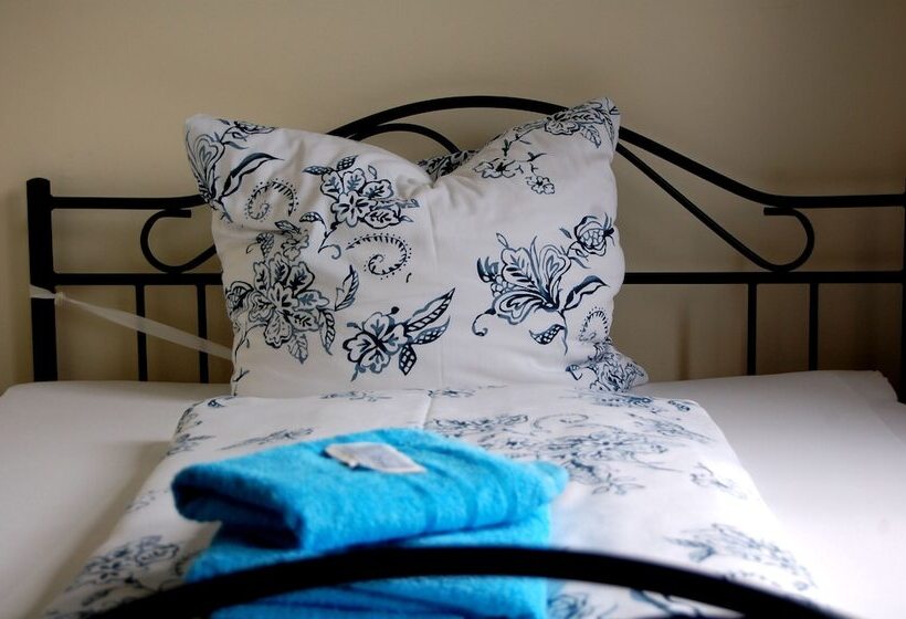 Номер Стандарт Индивидуальный, The Avalon