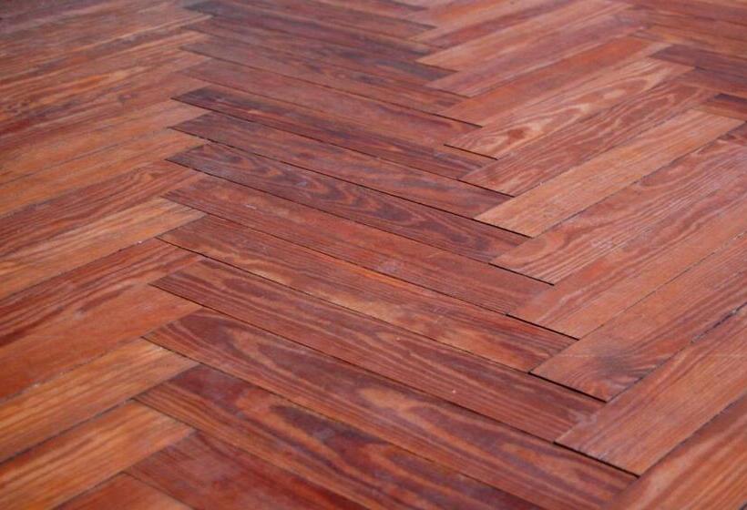 Люкс, The Avalon