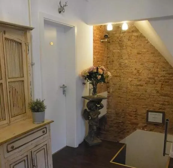 اتاق استاندارد یک نفره, St. Pauli Lodge