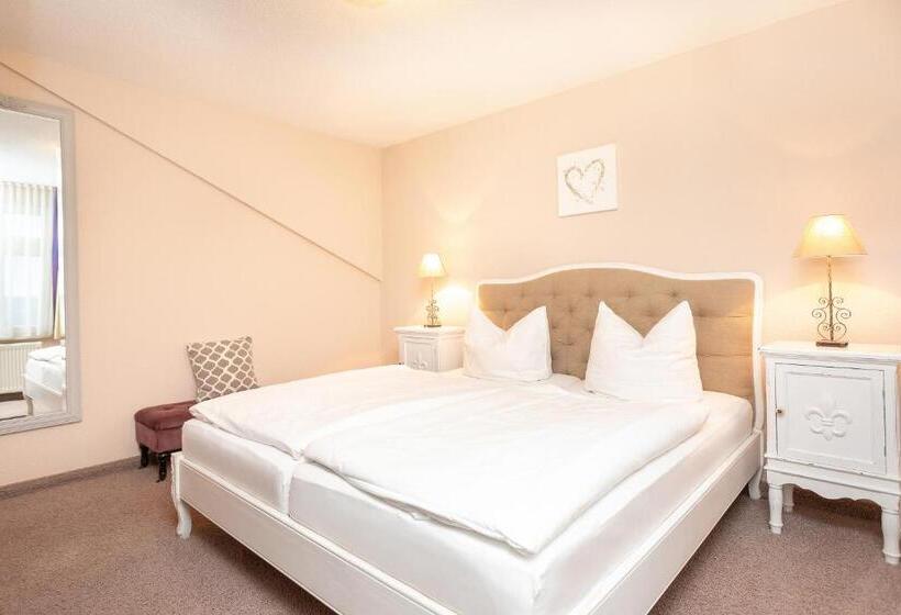 스위트, Villa Waldfrieden