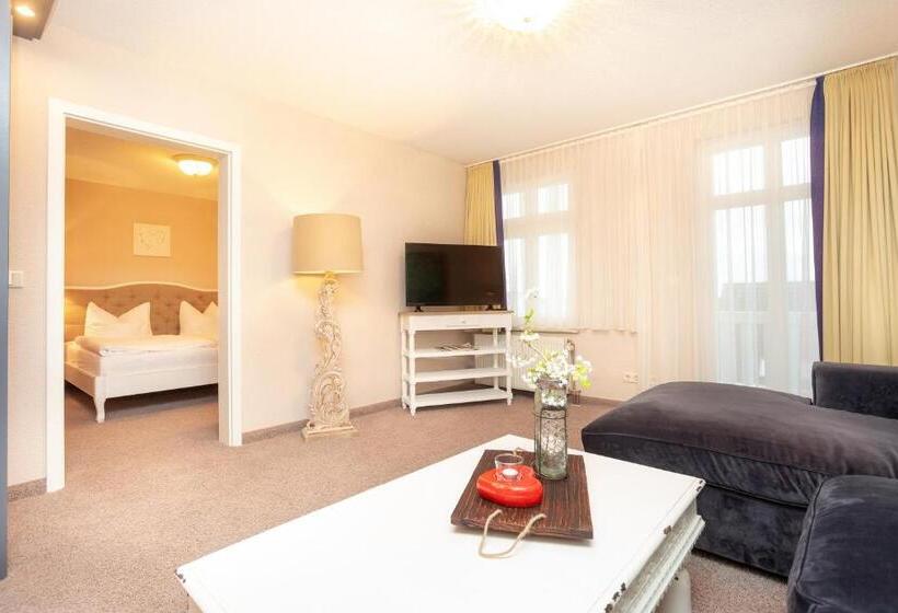 스위트, Villa Waldfrieden