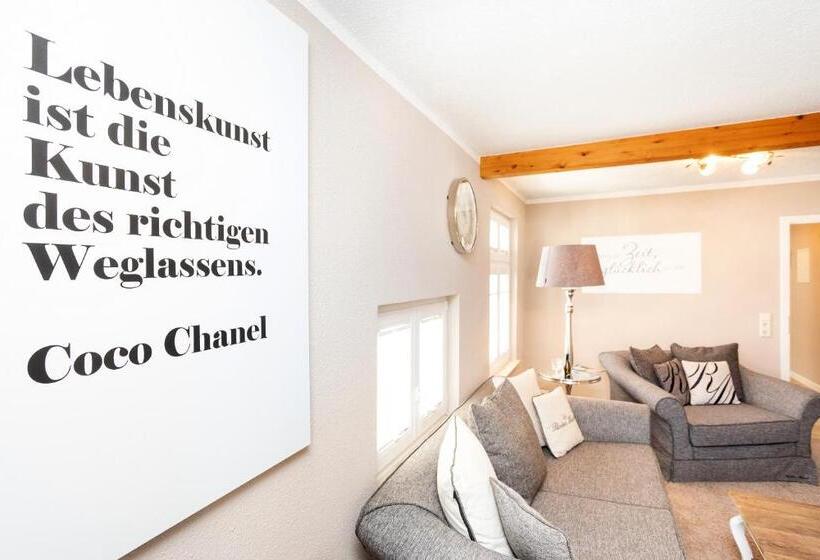 스위트, Villa Waldfrieden