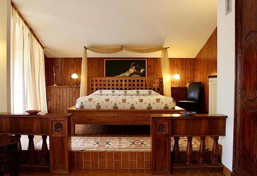 Люкс с Балконом, Casale Del Fattore