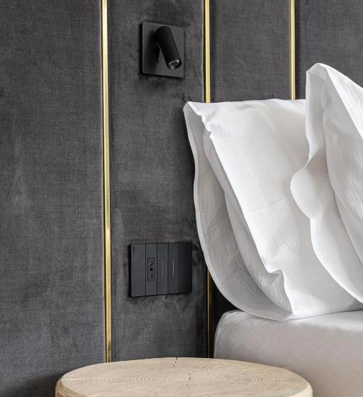 带按摩浴盆的套房, Alpuris   Your Boutique Suite   Hotel B&b