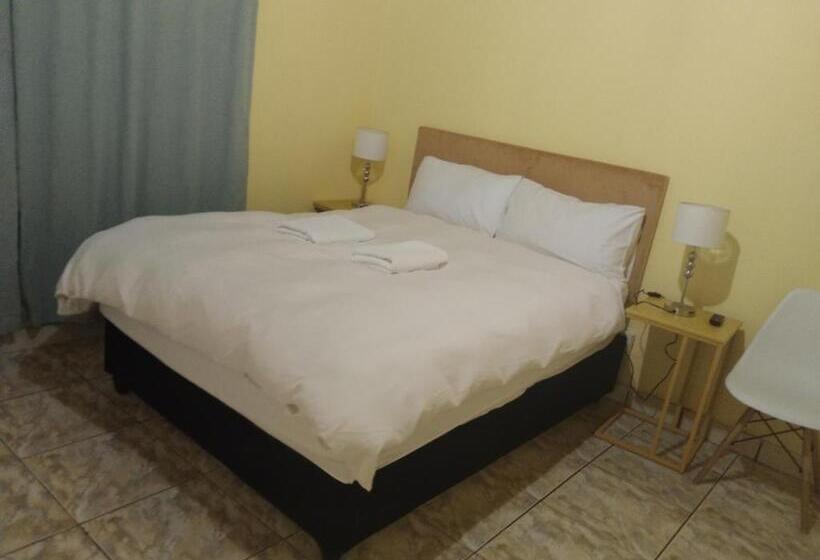 اتاق لوکس, Jacmo Guest House