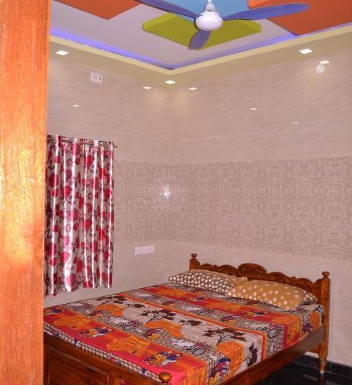 家庭套房, Yuga Guest House