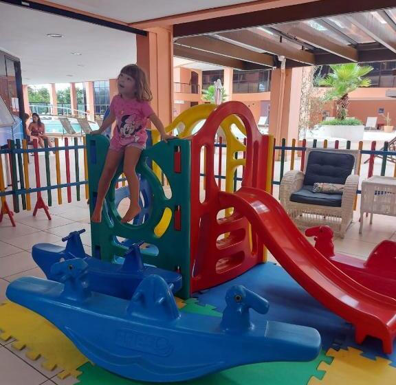 דירת חדר נוף לים, Jurerê Beach Village