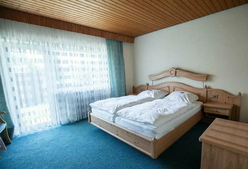 テラス付きスタンダードルーム, Landhotel Jägerhof