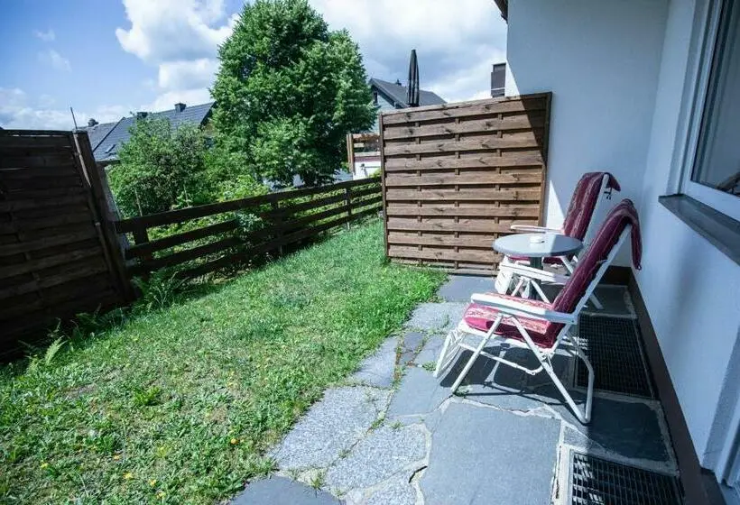 テラス付きスタンダードルーム, Landhotel Jägerhof