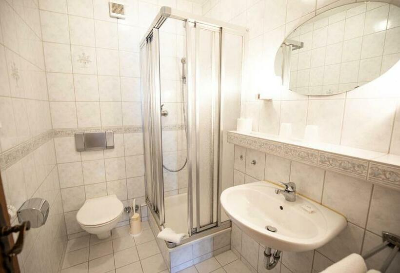 스탠다드 테라스 룸, Landhotel Jägerhof