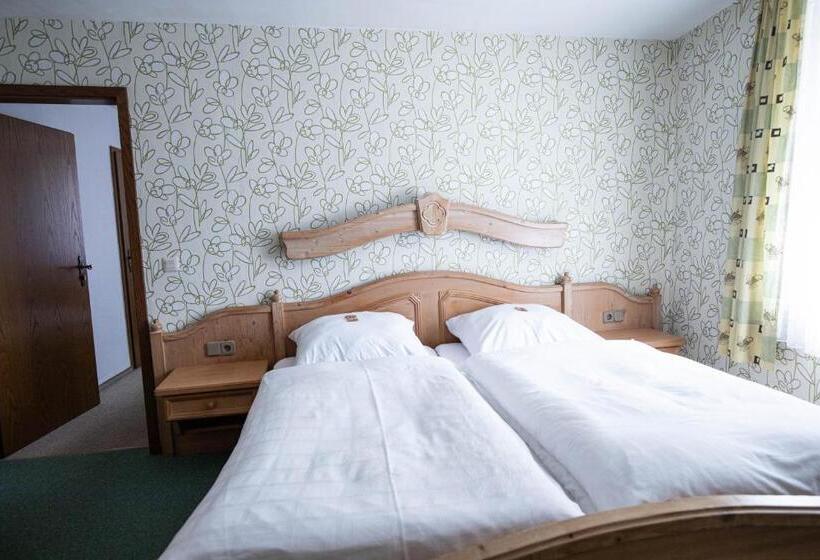 Семейное Студио, Landhotel Jägerhof