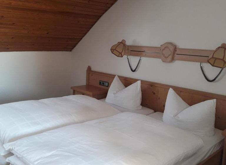 스위트, Landhotel Jägerhof