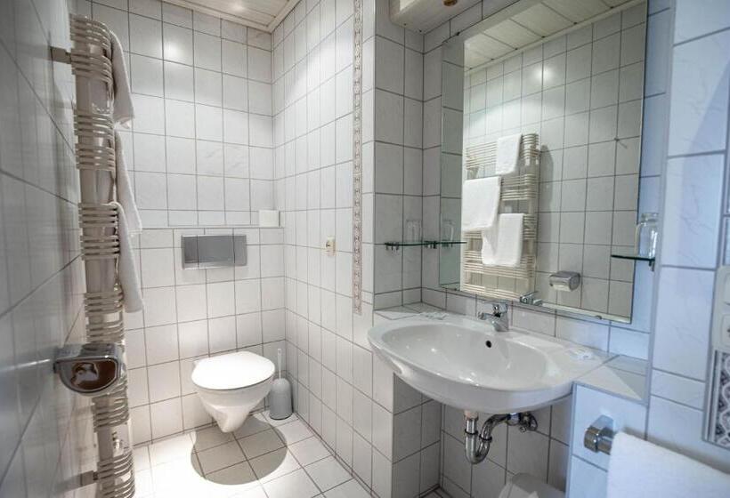 스탠다드 발코니 룸, Landhotel Jägerhof