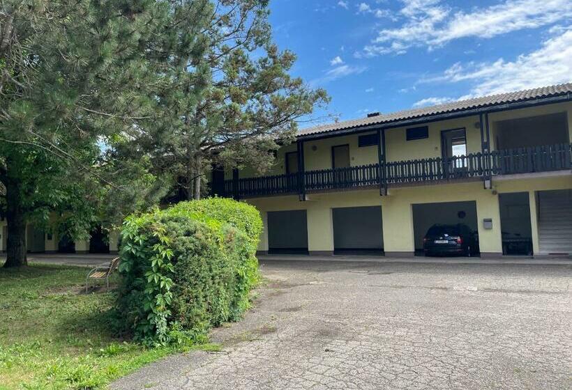 标准单人间, Rosental Apartments Self Check In