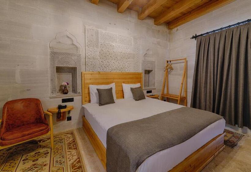 Люкс с Террасой, Concept Cave Suites
