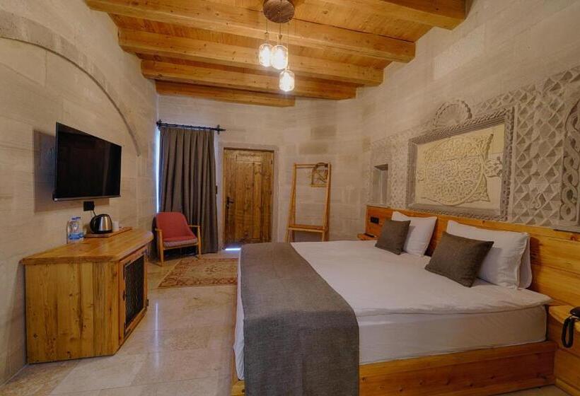 Люкс с Террасой, Concept Cave Suites