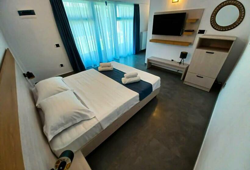 Номер Стандарт с Террасой, Déjà Blue   Adult Only