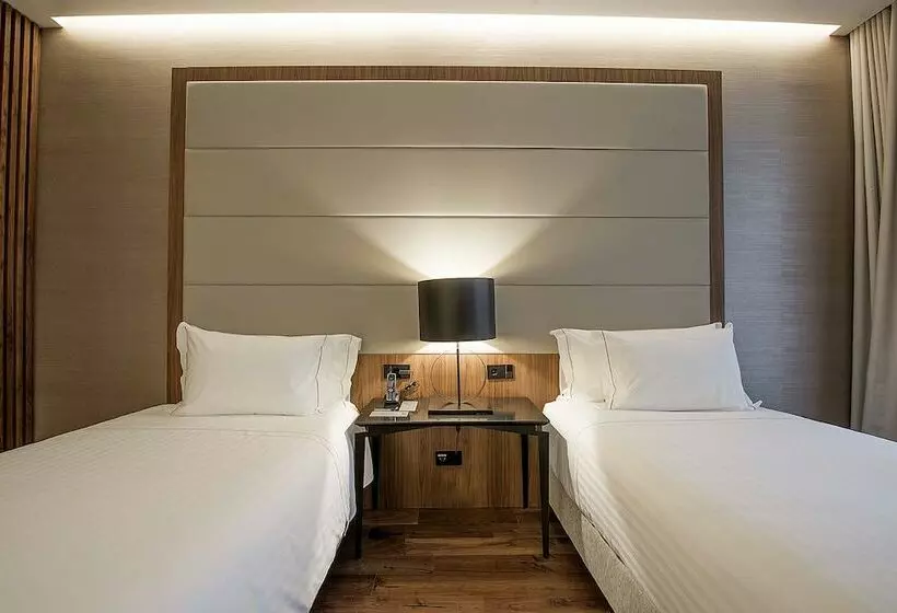 Quarto Familiar, Bessahotel Liberdade