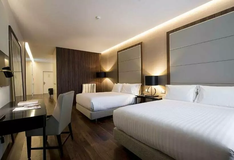 Quarto superior, Bessahotel Liberdade