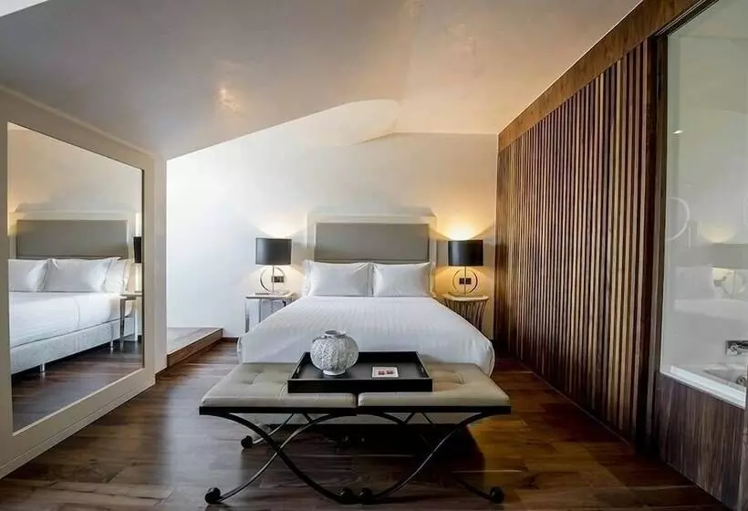 Suite Deluxe, Bessahotel Liberdade