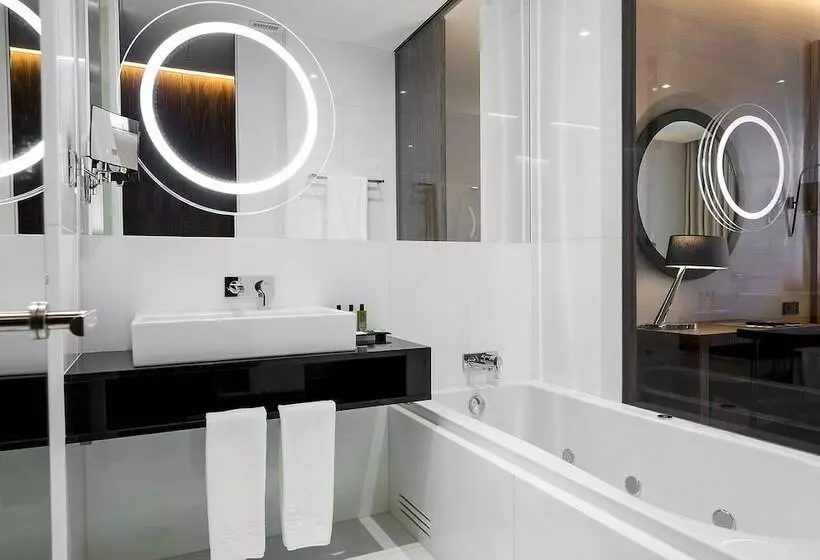 Suite Deluxe, Bessahotel Liberdade