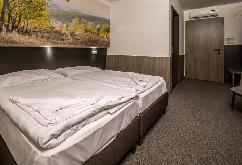 اتاق استاندارد, Andante Pension & Restaurant