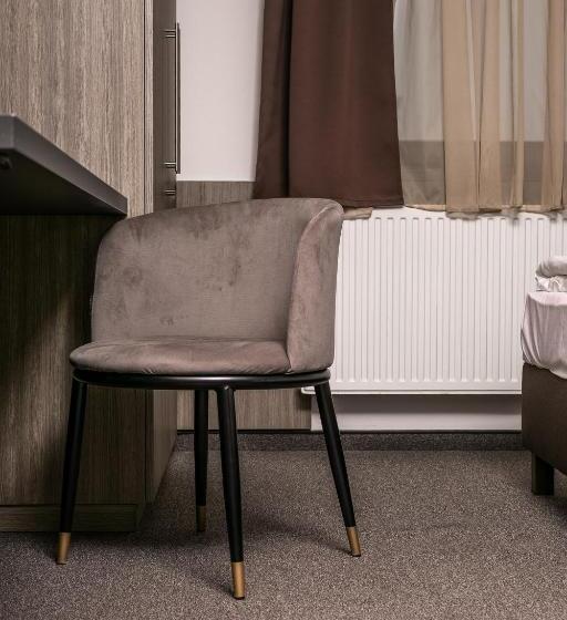 اتاق استاندارد چهار تخته, Andante Pension & Restaurant