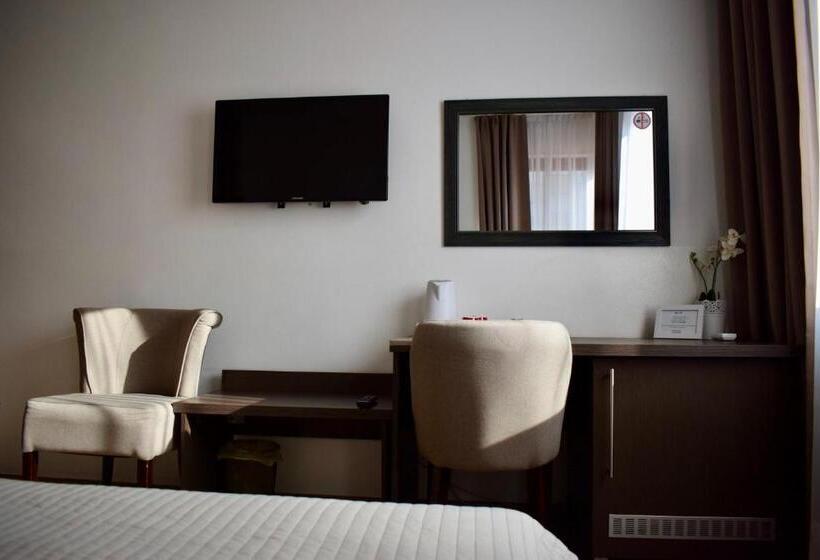 Standardzimmer, Divan