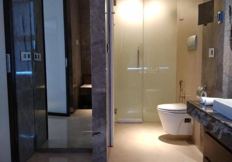 Номер Deluxe, Four Points By Sheraton Bengaluru, Whitefield