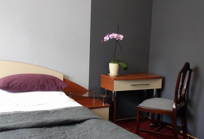 اتاق استاندارد, Kaiser