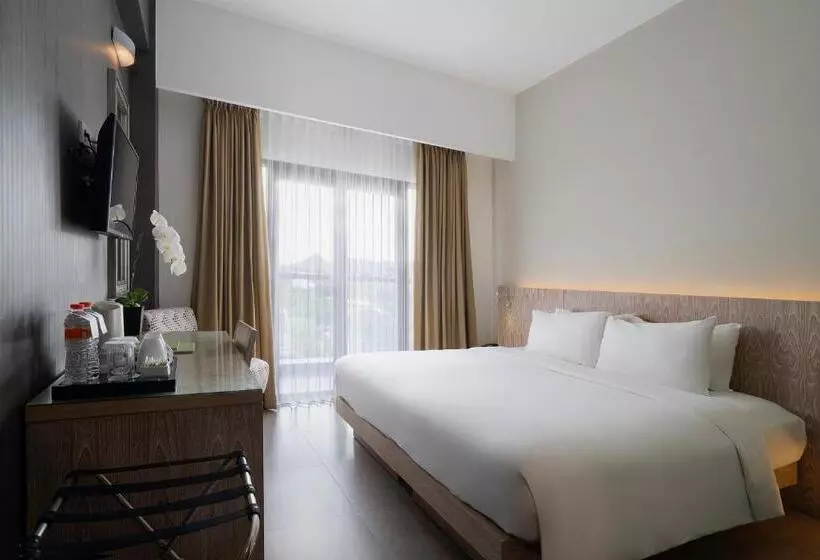 اتاق لوکس با تخت بزرگ, Santika Siligita Nusa Dua