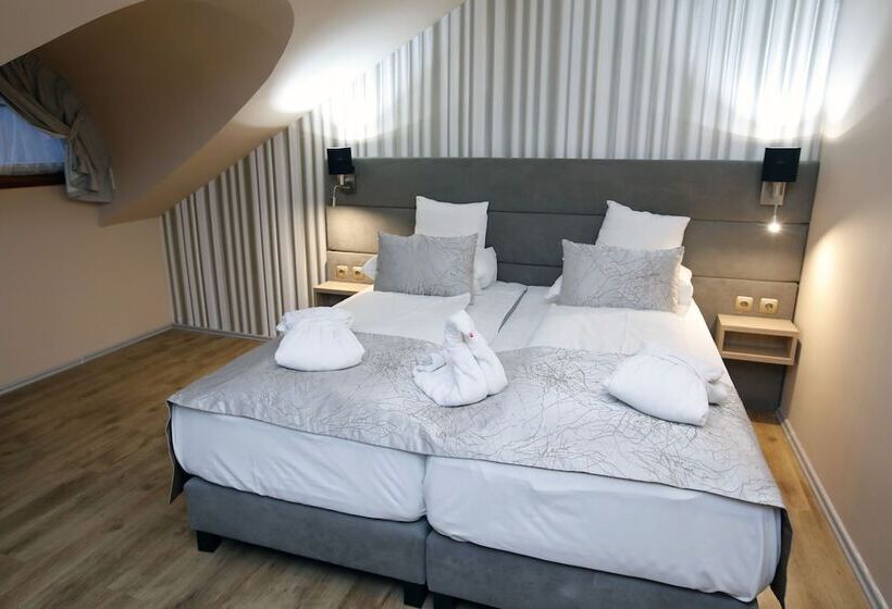 חדר משפחתי, Wellness Hotel Laroba