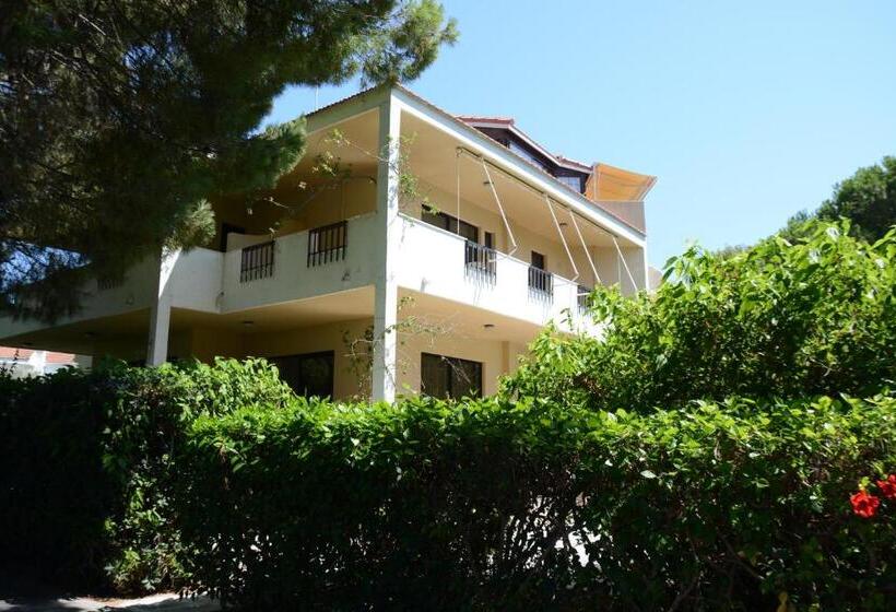 Апартаменты 1 Спальня, Niki Hotel Apartments
