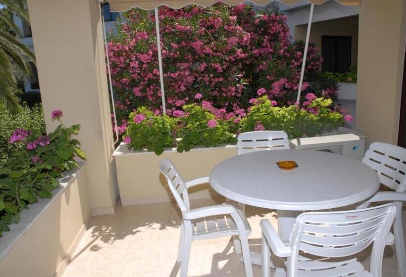 דירת שני חדרים, Niki Hotel Apartments