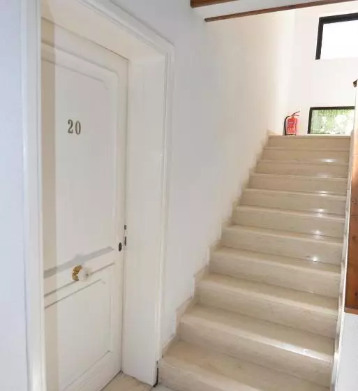 آپارتمان اکونومی 1 خوابه, Niki Hotel Apartments