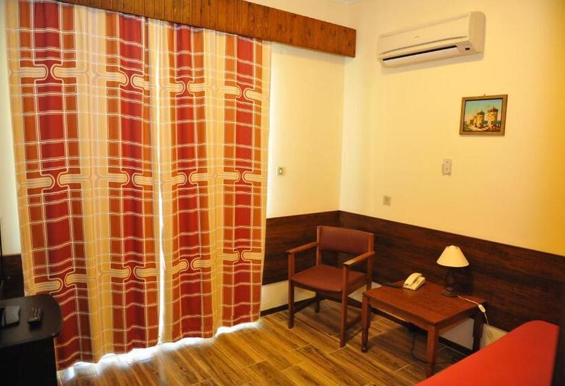 דירת חדר, Niki Hotel Apartments