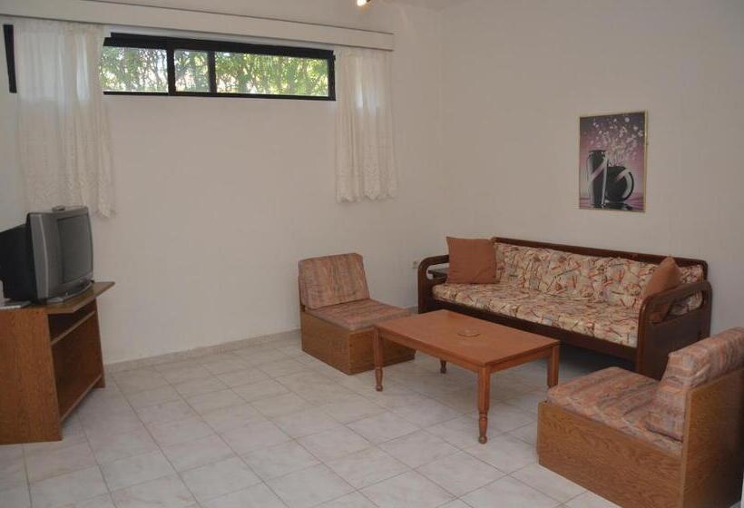 דירת חדר אקונומי, Niki Hotel Apartments