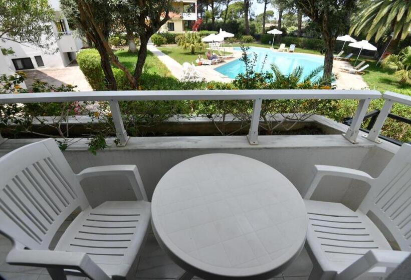 דירת חדר אקונומי, Niki Hotel Apartments