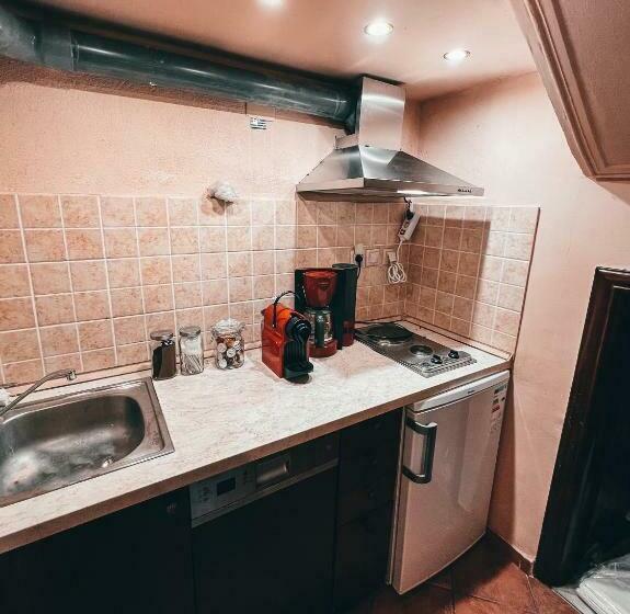 带观景的标准间, Elena Guesthouse