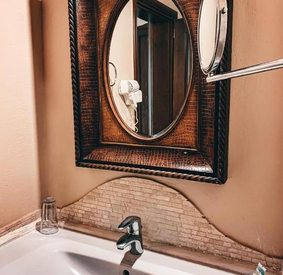 可观景的小型套房, Elena Guesthouse