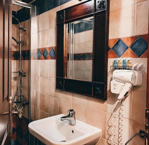 带观景的标准间, Elena Guesthouse