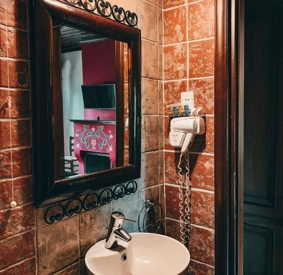 带观景的高级间, Elena Guesthouse