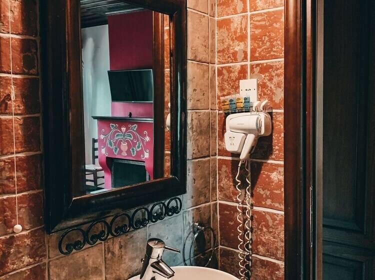 带观景的高级间, Elena Guesthouse