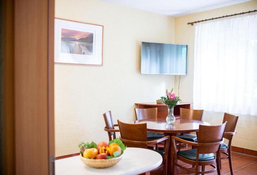 침실 2개 스위트, Wellness Hotel Szindbád