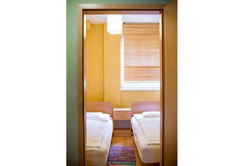 침실 2개 스위트, Wellness Hotel Szindbád