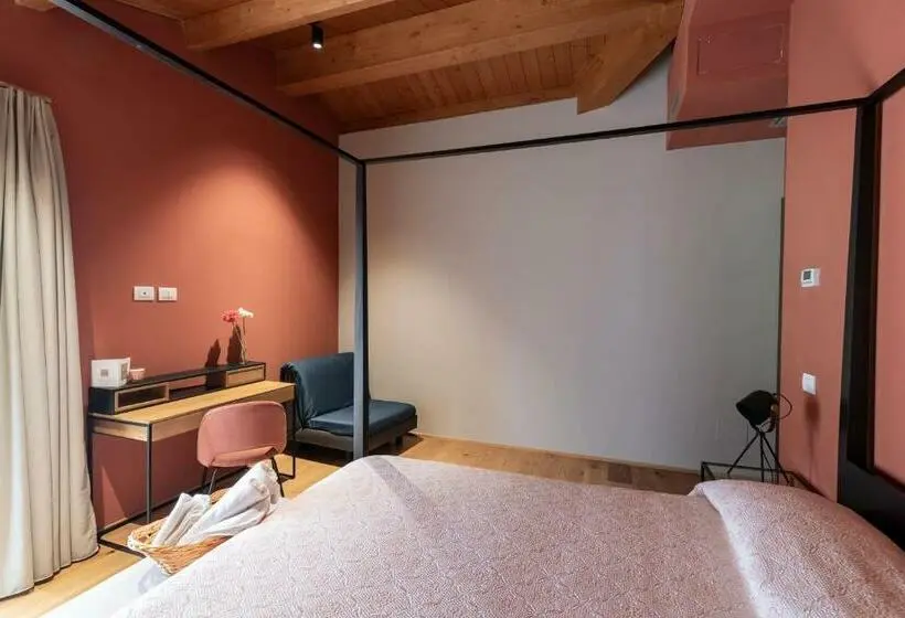 庭の見えるスタンダードトリプルルーム, Le Talee Agriturismo Di Charme