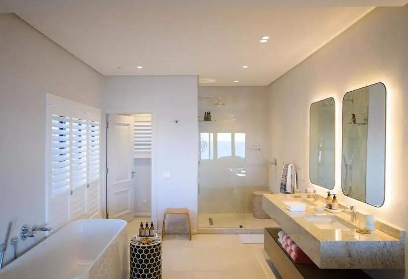 キングサイズベッドのスイートルーム, Sala Beach House