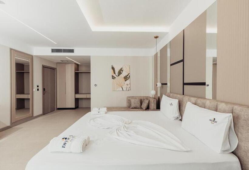 סוויטה דלוקס, Delight Hotel & Spa
